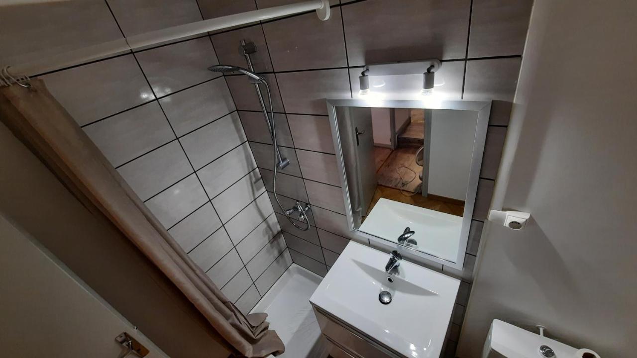 Suite 3 Pieces Chambre+Cuisine+Sdb Centre Ville Privas Εξωτερικό φωτογραφία